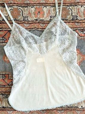 Formfit Vintage Delicate Sheer Lace Nylon V-Neck Lingerie Camisole